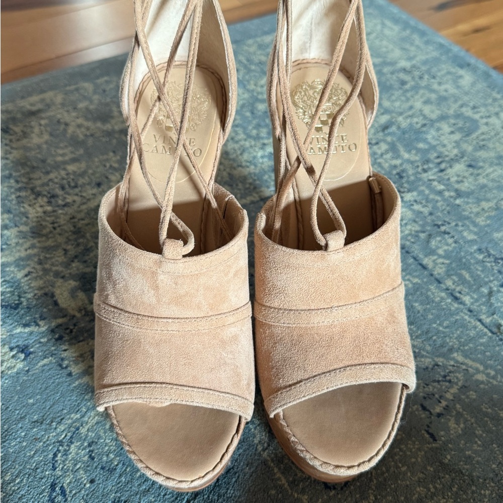 Vince Camuto Tan suede Chunky wood  wedge Peep-Toe Sandals